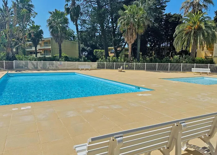 Myrtales * Juan-les-Pins